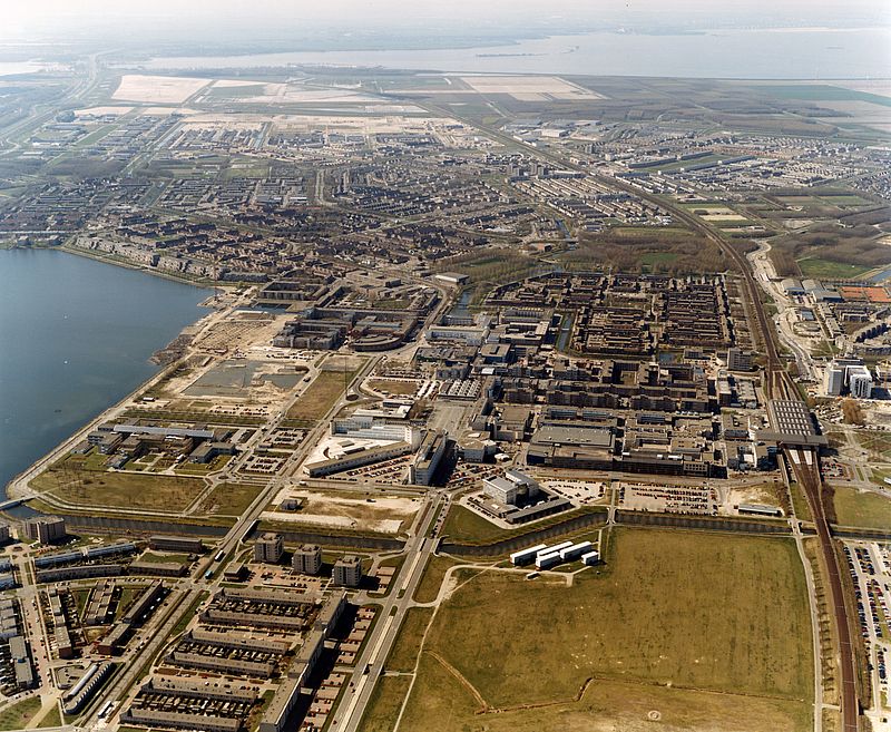 Almere Stad 1998 © Sky_Pictures