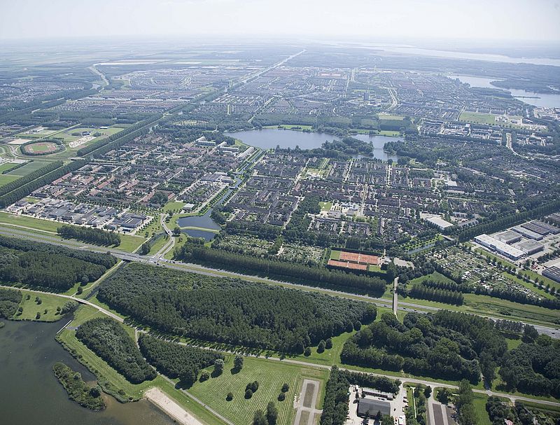 Luchtfoto van Waterwijk, Almere, foto Rovorm, 2008